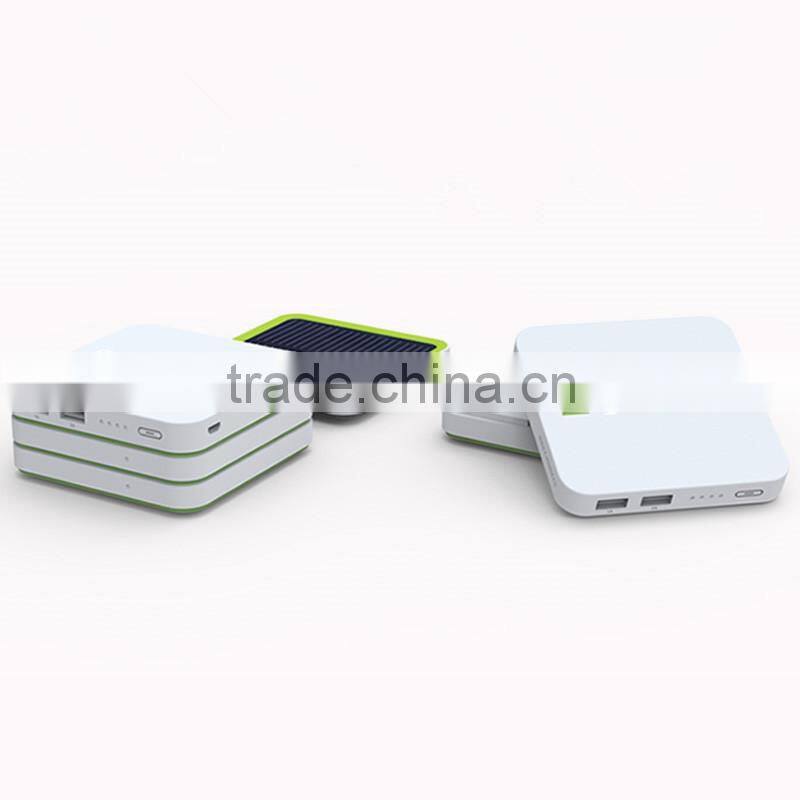 High Quality Universal Solar Power Bank 10000mah for Smartphone