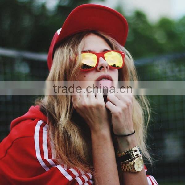 2016 The newest wholesale high quality cheap vintage style eyewear holiday sunglasses with lens