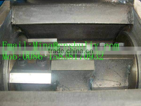 Bone crusher machine used for sausage,stainless steel bone smasher machine applied to food ingredient