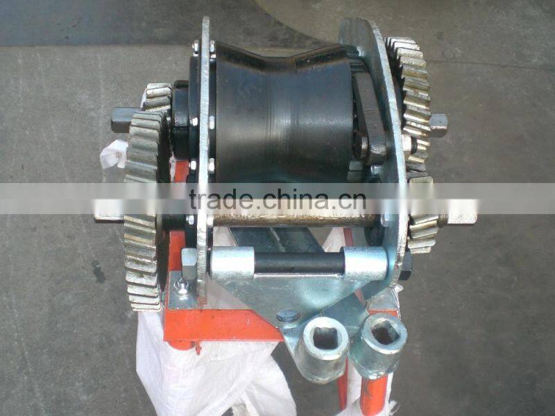Hand Crank Strap Winch