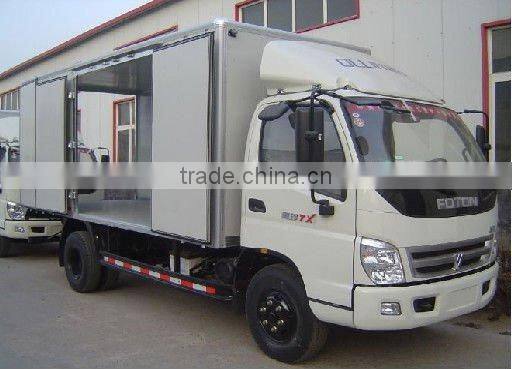 Insulated box van truck