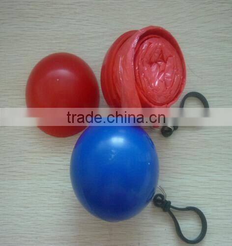 1552808 poncho with plastic ball packaging /Raincoats