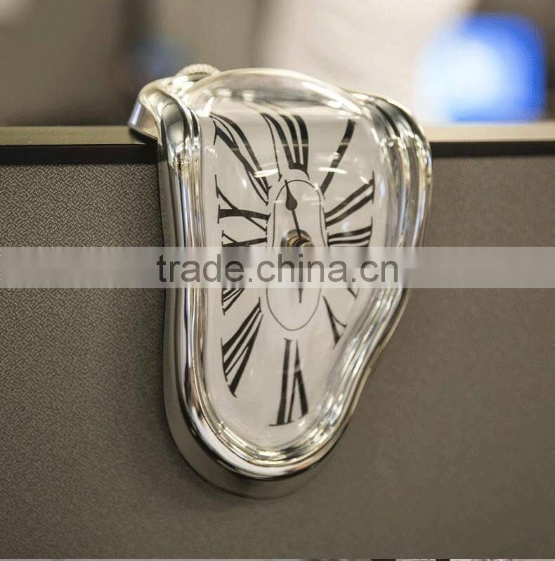 Creative L Shape Curving Wall Clock, Fashion Melting Clock, Roman Number Clock
