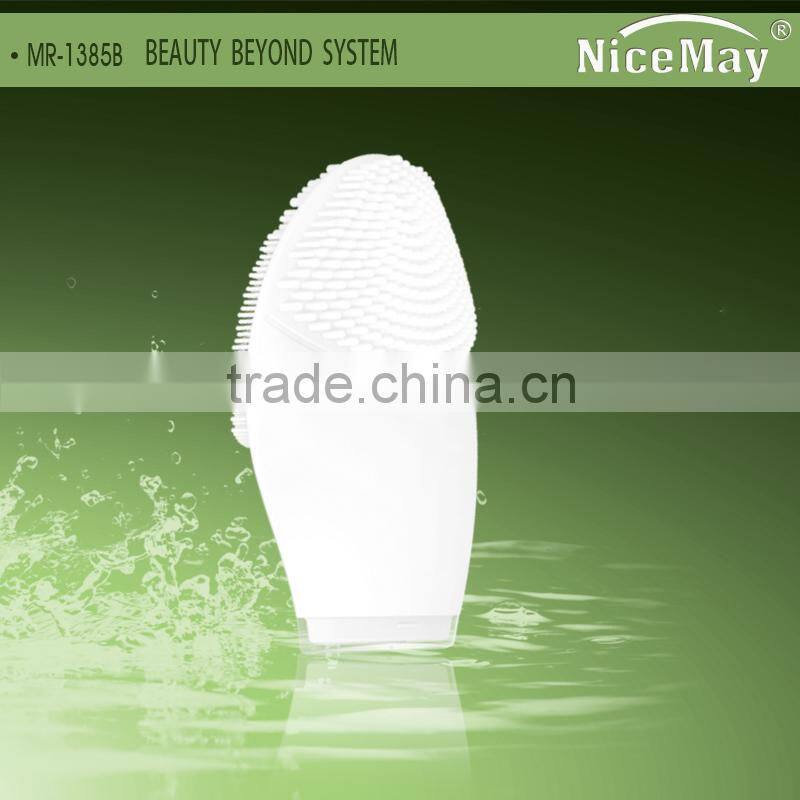 mini silicon facial massager brush rechargeable