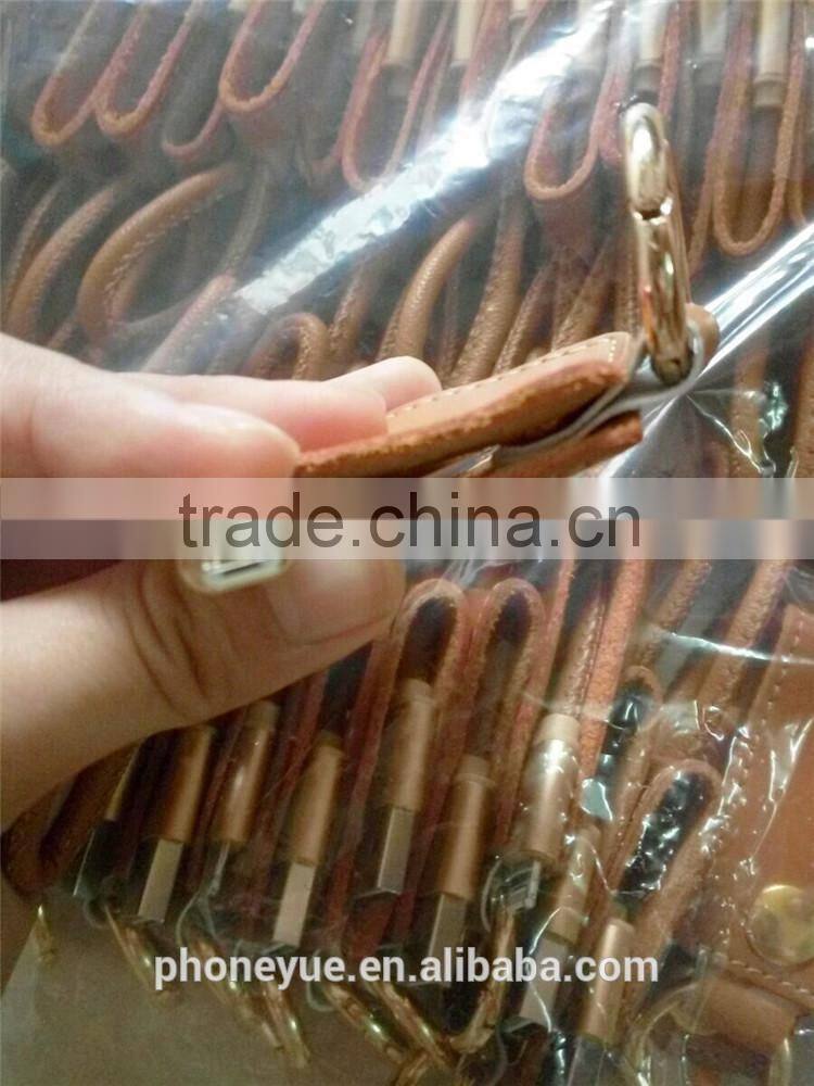 2016 newest alumium alloy reversible 2 in 1 usb cable with keychain for iphone5/6