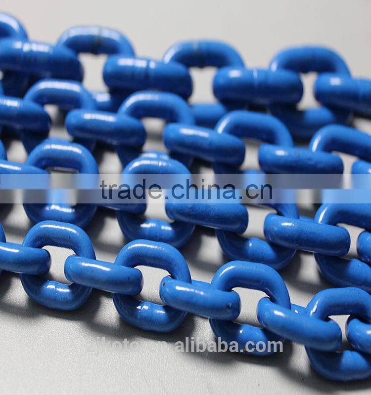 Plastic chain hot blue color