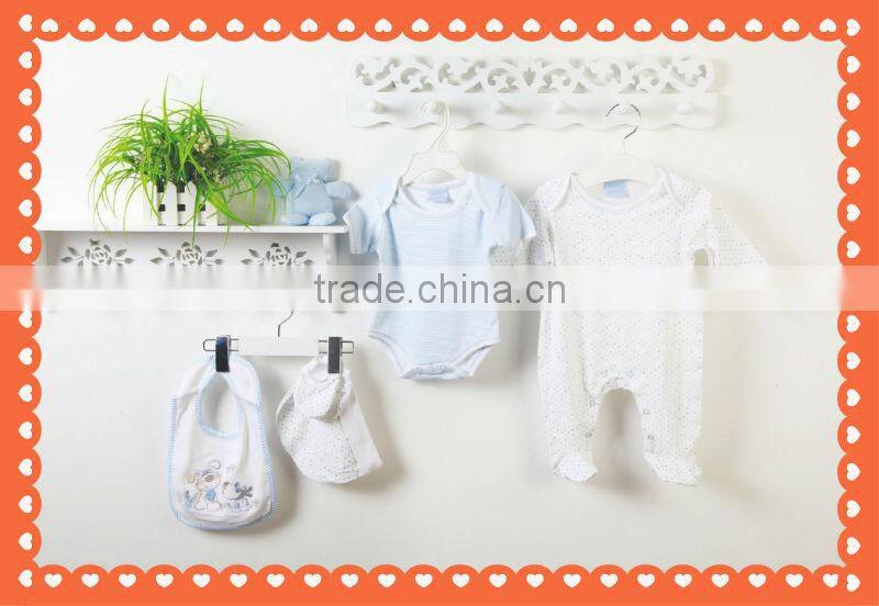 5pcs baby clothes set mesh bag