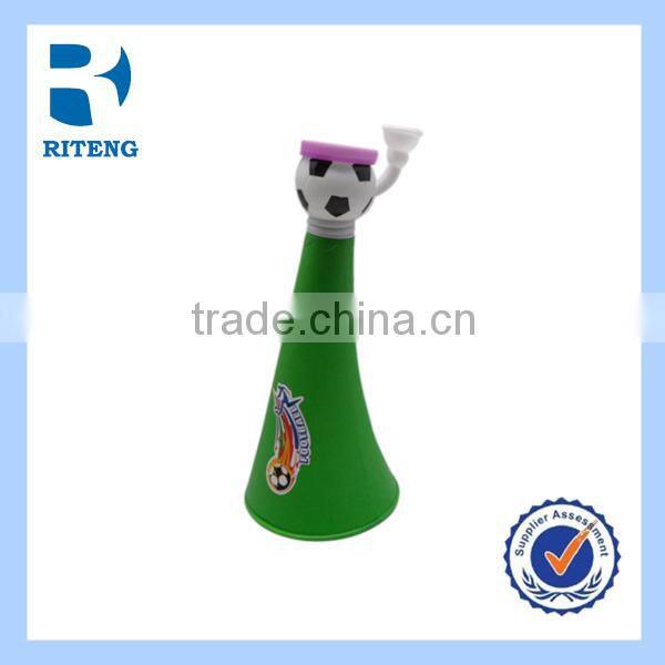 Horn,plastic horn,toy horn,bugle,sport bugle,sport toys,promotion toys,football fans gifts.