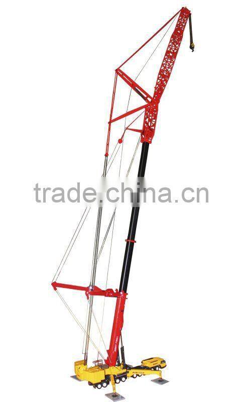 Die cast crawler crane model