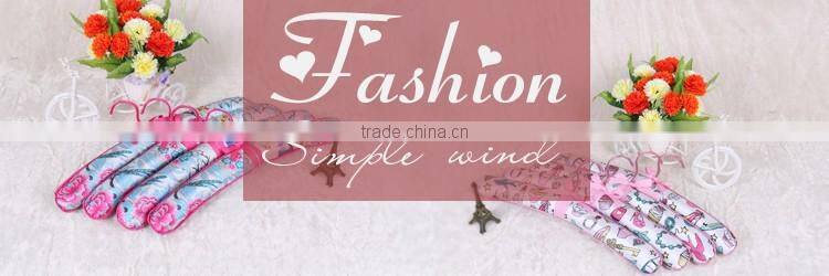 Cute design hanger for child bedroom for child clothes shop