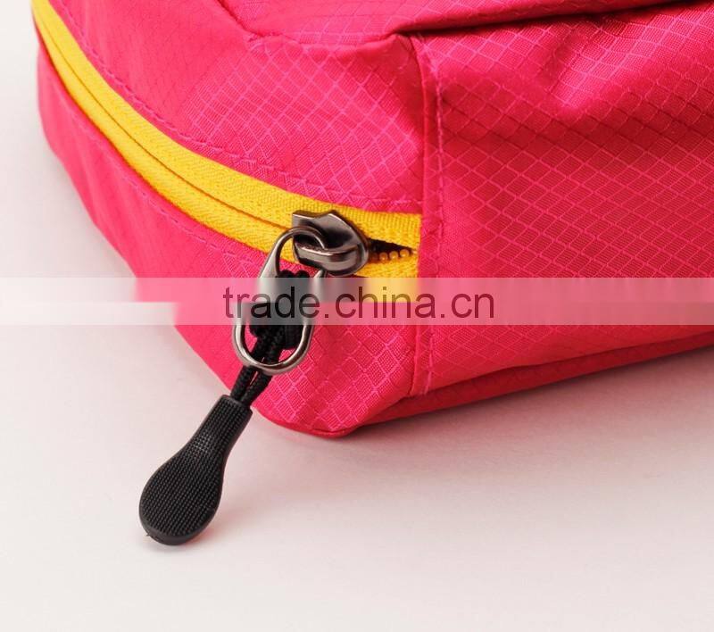 Travel Series Hanging Cosmetic bag Organizer Waterproof Cosmetic Makeup Bag