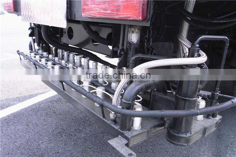 Dongfeng 10000liters 4X2 bitumen sprayer truck for sale