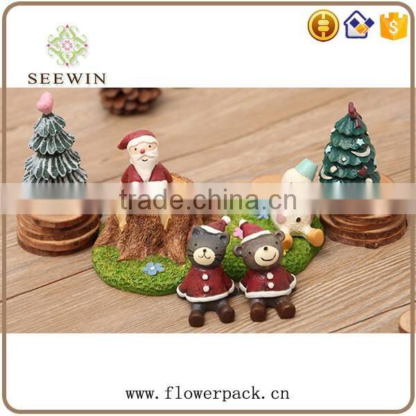 Mini Christmas version of small animals furnishing articles