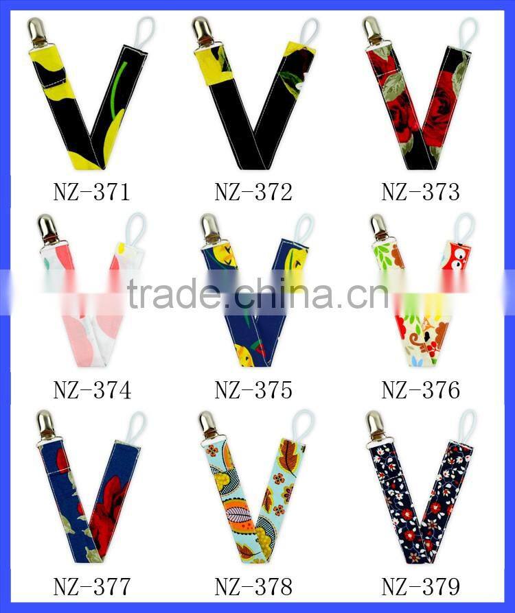 New Arrival Baby Boys Cheap Pacifier Clips Teething Sooner Holder Cotton Pacifier Holder Clip