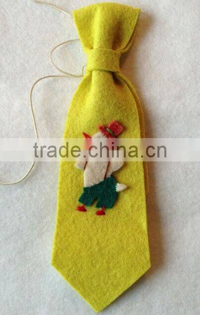 New products hot fashion wholesale alibaba key ring promotional gift craft mini shaped lovely felt tie keychain made in China