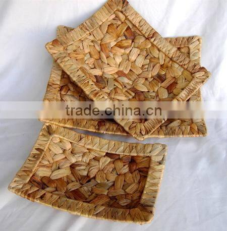 Hand woven water hyacinth tray/garden flowerpot