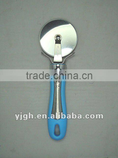 Fashionable Stainless steel pizza cutter
