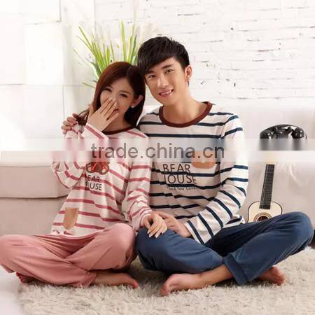 2015 wholesale striped style couple pajamas