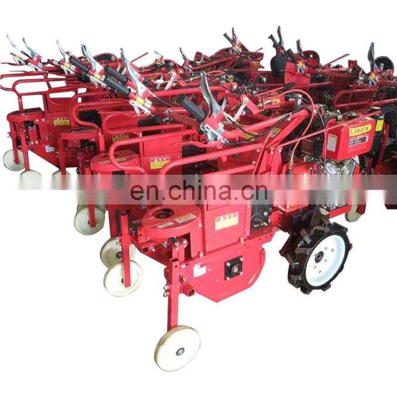 Full-featured mini corn harvester machine for tractor