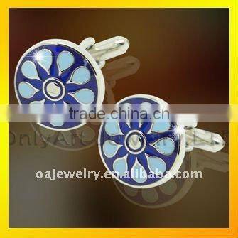wholesale S letter silver plating brass cufflink for women