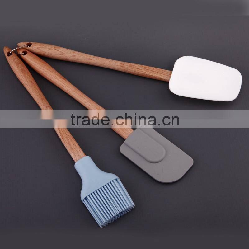 FDA/LFGB Set of 3 Spatula Brush Set Good Quality Wood handle Hot Sale New Design Silicone Spatula Set