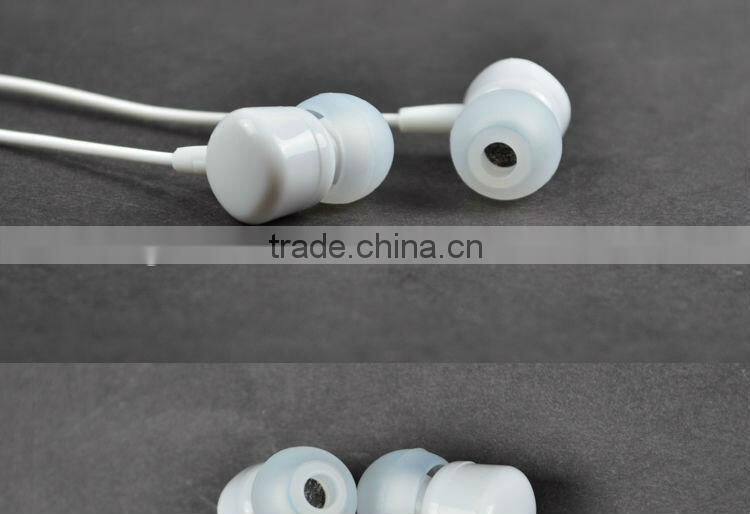 ULDUM super sound handfree earphone amplifier with mic for mp3/4 mobile phone /htc/samsung