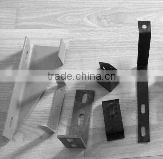 Metallic Corner Braces