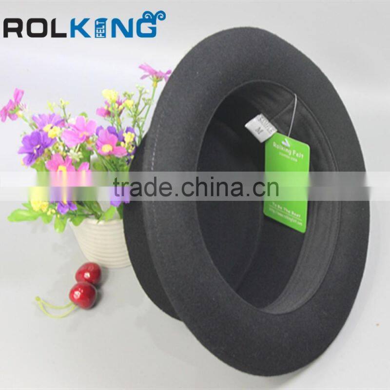 Fashion brown felt pork pie hat with black band