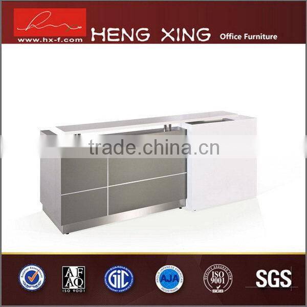 Quality useful glossy salon reception table