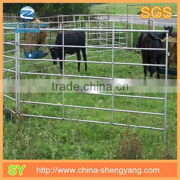 Factory price grassland fence /farm fence panels