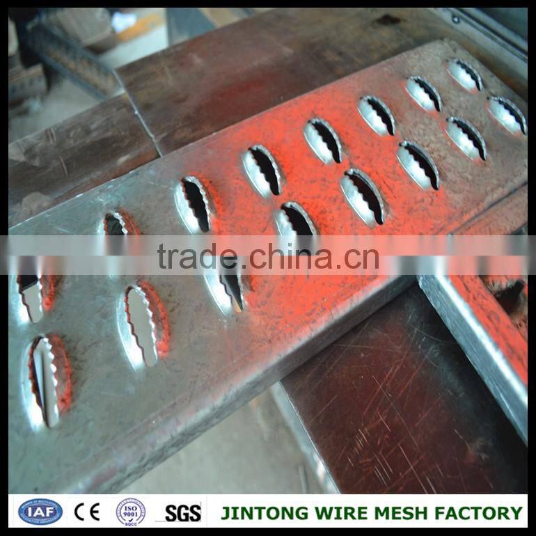 316l stainless steel perforated metal/anti-slip grip strut safety grating
