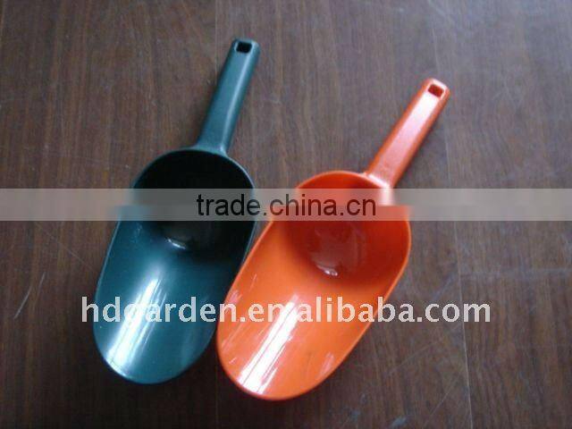 Garden plastic shovel