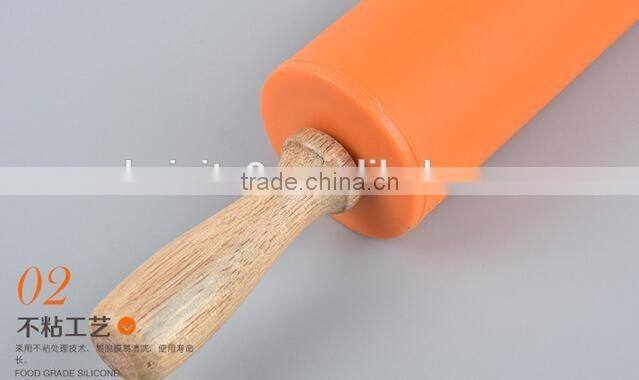 CY133 wooden handle colorful silicone rubber rolling pins Kitchen bakeware tools