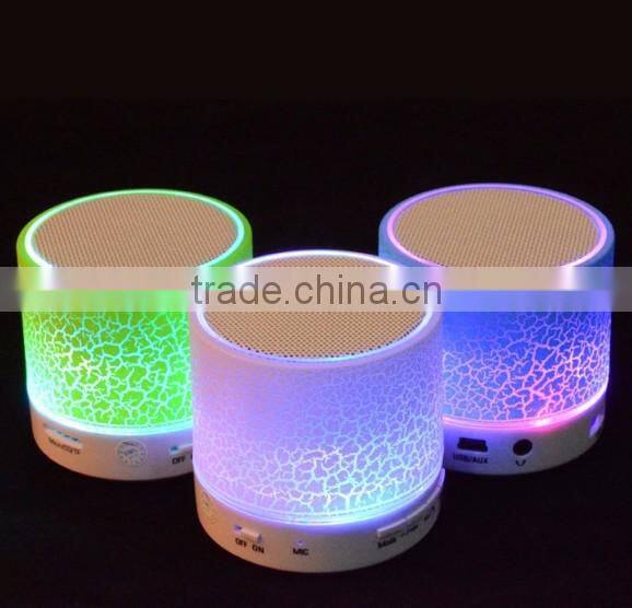 2016 Colorful Dazzle Light Crack Bluetooth Speaker Outdoor Portable Mini Bass Sound Box