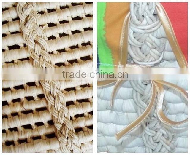 Corn husk baby carry basket with handle