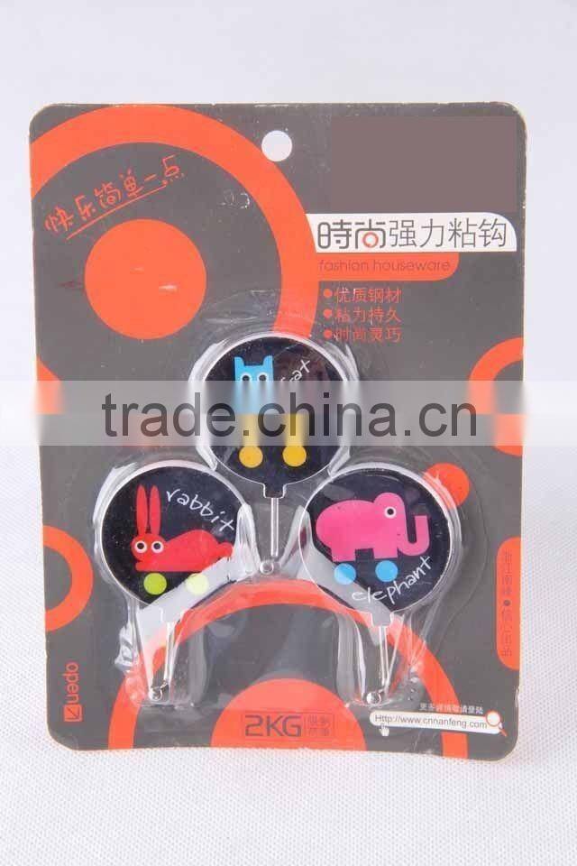 3PC circular plastic hook with animal
