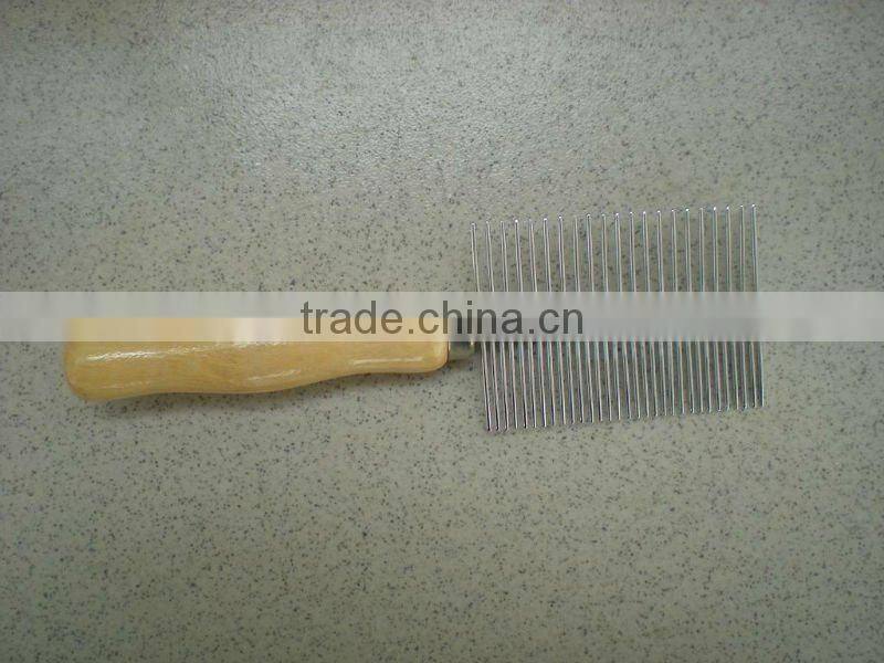 Wooden pet comb