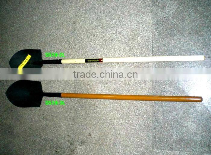 518 shovel with wooden handle