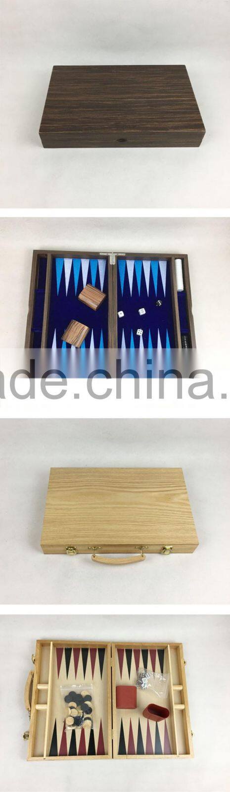 backgammon board / backgammon pieces / backgammon game
