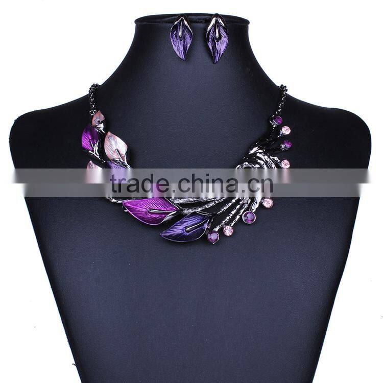 2015 last alloy necklace hot sale Jewelry set for laddy