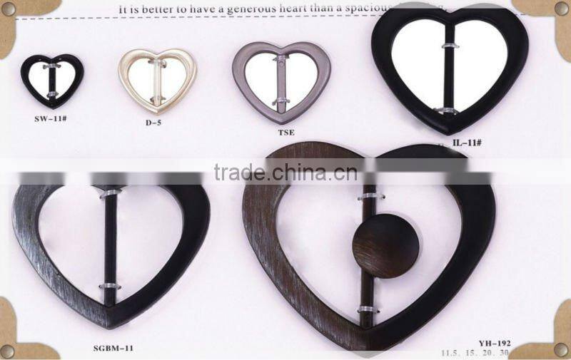 11.5-50mm heart shape plastic garment buckle