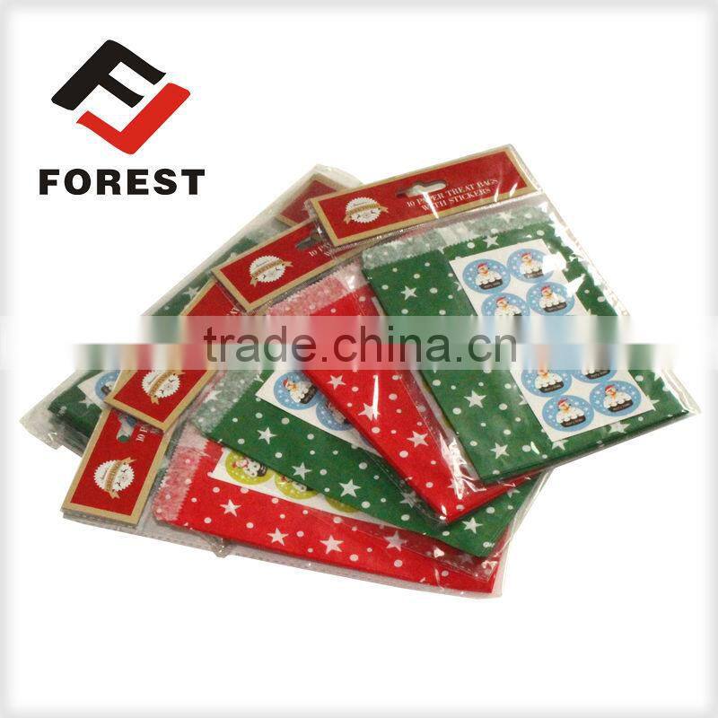 Green grocery paper bags retail