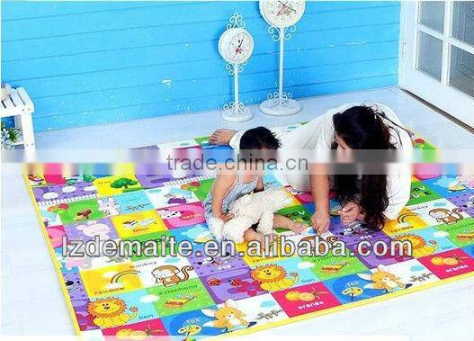 Alphabet learning mat for children