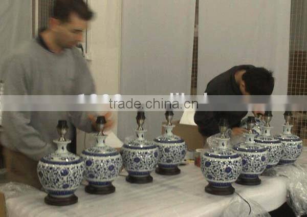 hot sales Chinese blue and white table lamp