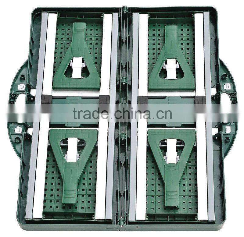 Outdoor Plastic Folding Table