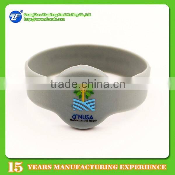 65/74mm diameter 13.56MHz RFID Bracelet Tag with logo printed