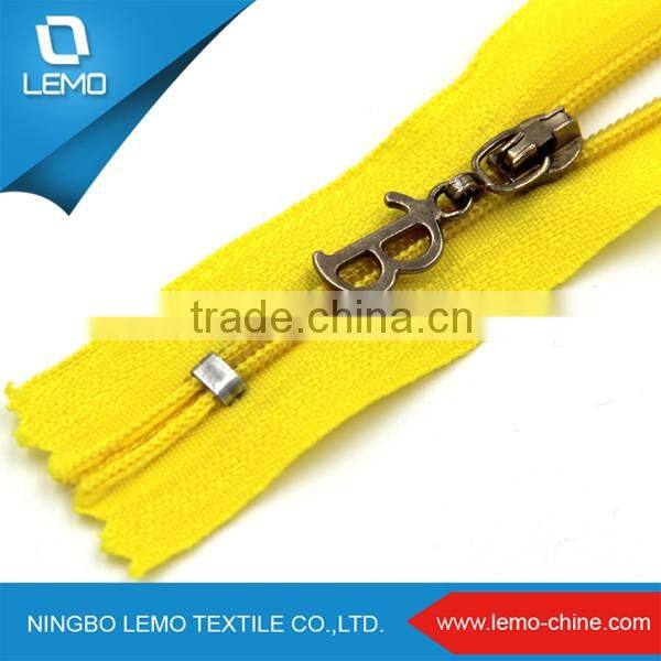 Separating Types Of Canada Nylon Zippers For Bag