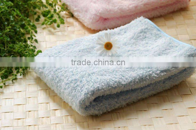 wholesale Absorbent 15cm x 20cm colorful microfiber design handkerchief