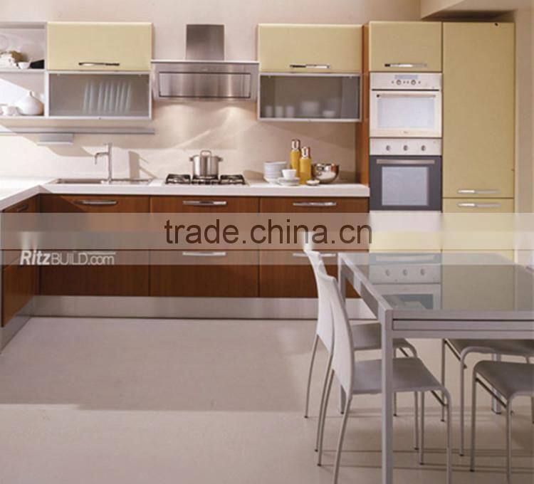 Italian kitchen furniture design idea for house construction