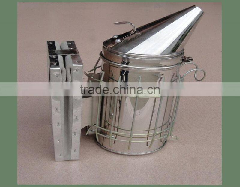 Wholesale beekeeping bee smoker with low price